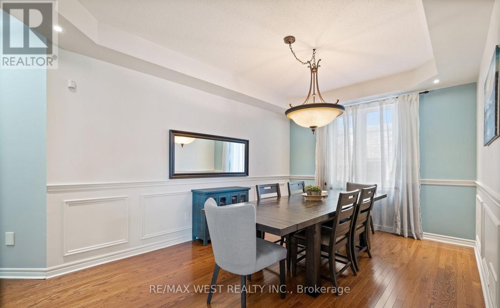 31 Buxton Lane, Clarington, ON photo 5