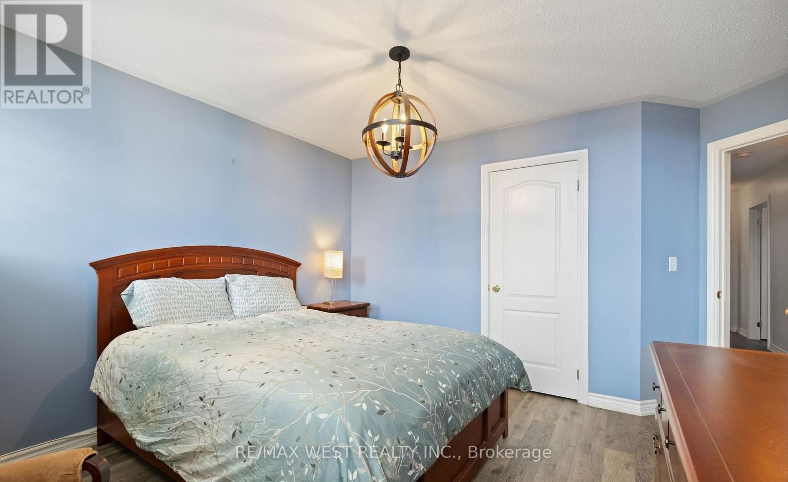 31 Buxton Lane, Clarington, ON photo 25