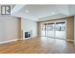 Bedroom - 2215 Darwin Crescent, London South, ON N6P0J6 Photo 12
