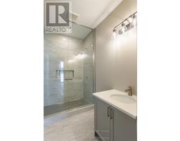 2215 Darwin Crescent, London South, ON N6P0J6 Photo 16