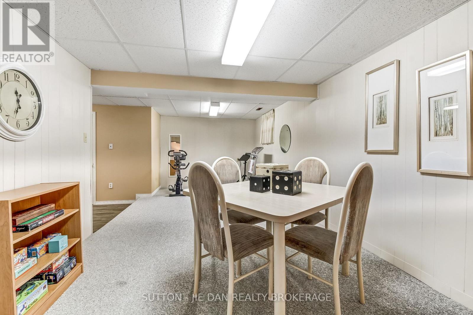 1624 HASTINGS DRIVE - 25