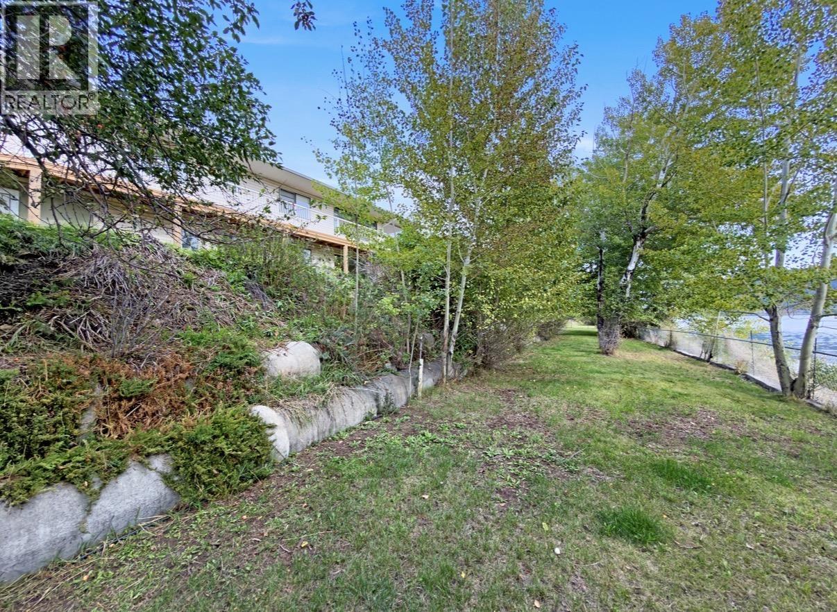 1555 DUNCAN ROAD - Image 8