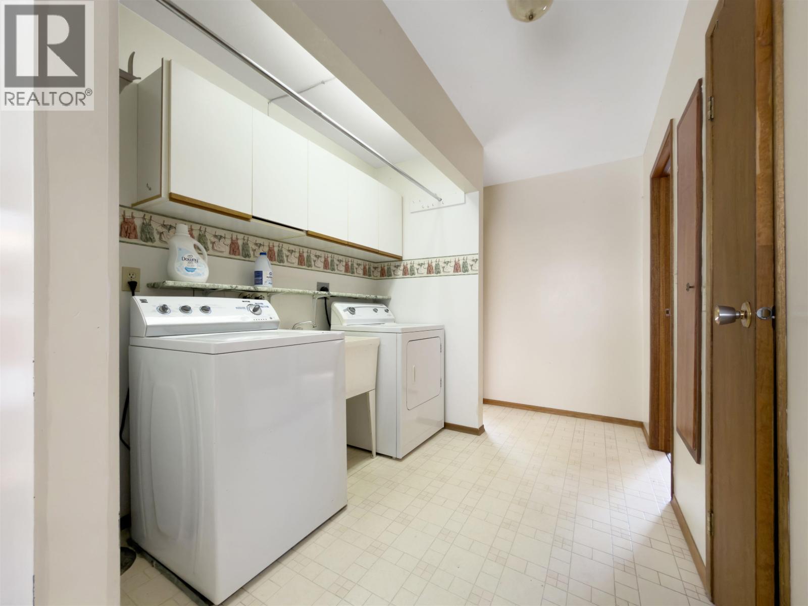 1555 DUNCAN ROAD - Image 28