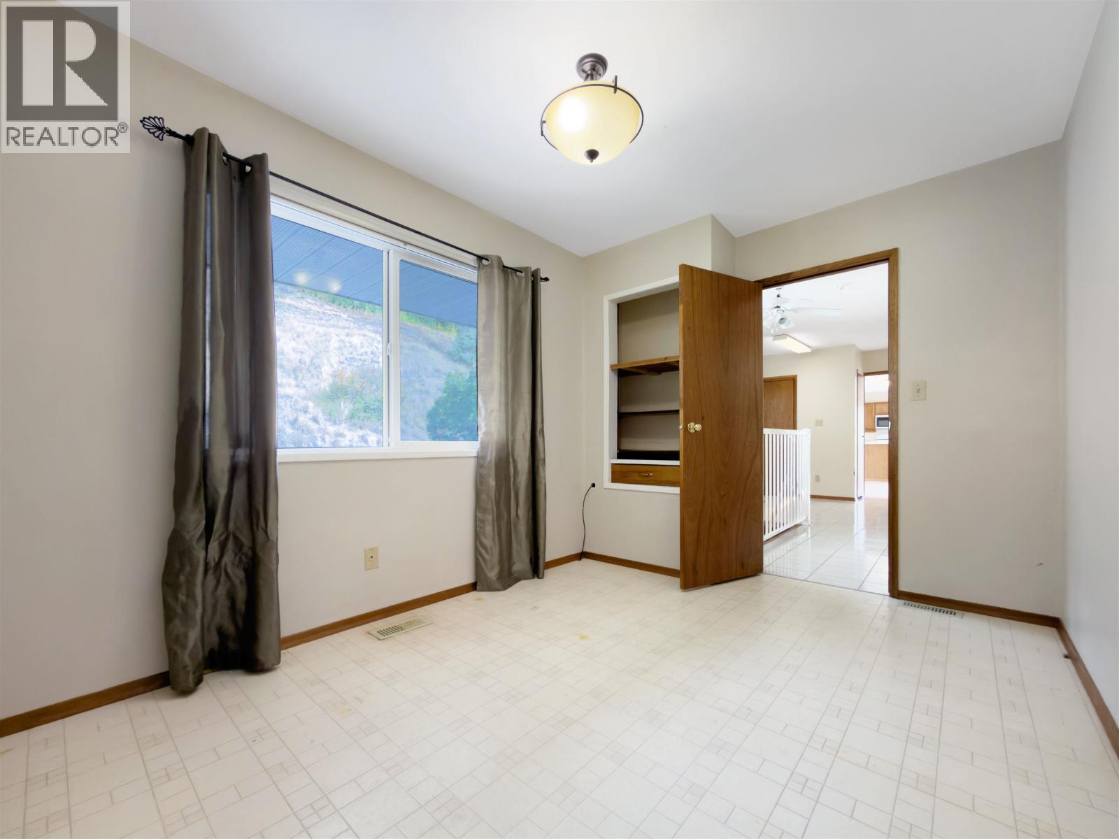 1555 DUNCAN ROAD - Image 27