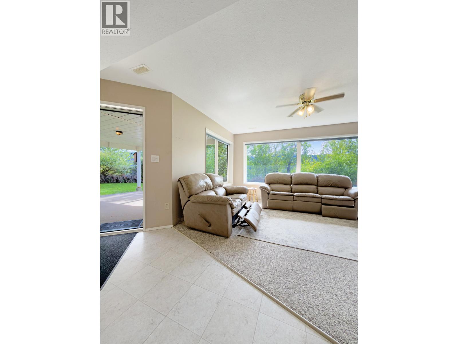 1555 DUNCAN ROAD - Image 34