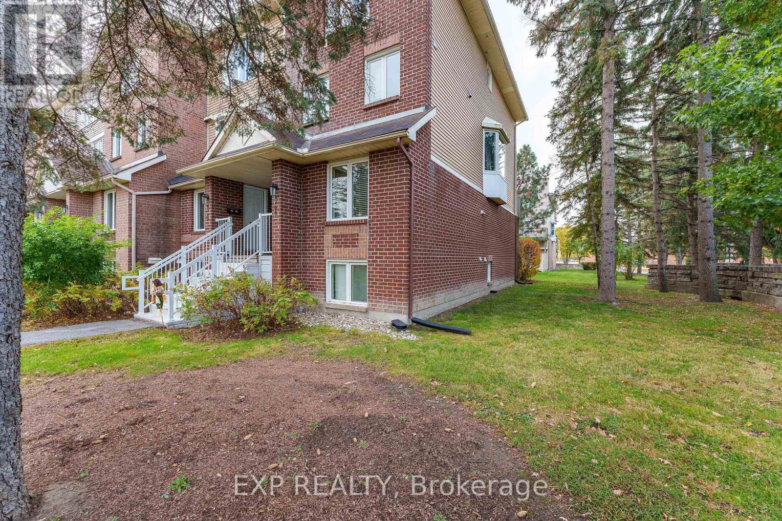2 Bed, 2 Bath House for Sale in Ottawa – B – 6702 JEANNE D’ARC BOULEVARD N, Ottawa – MLS# X13792902 - Image 28