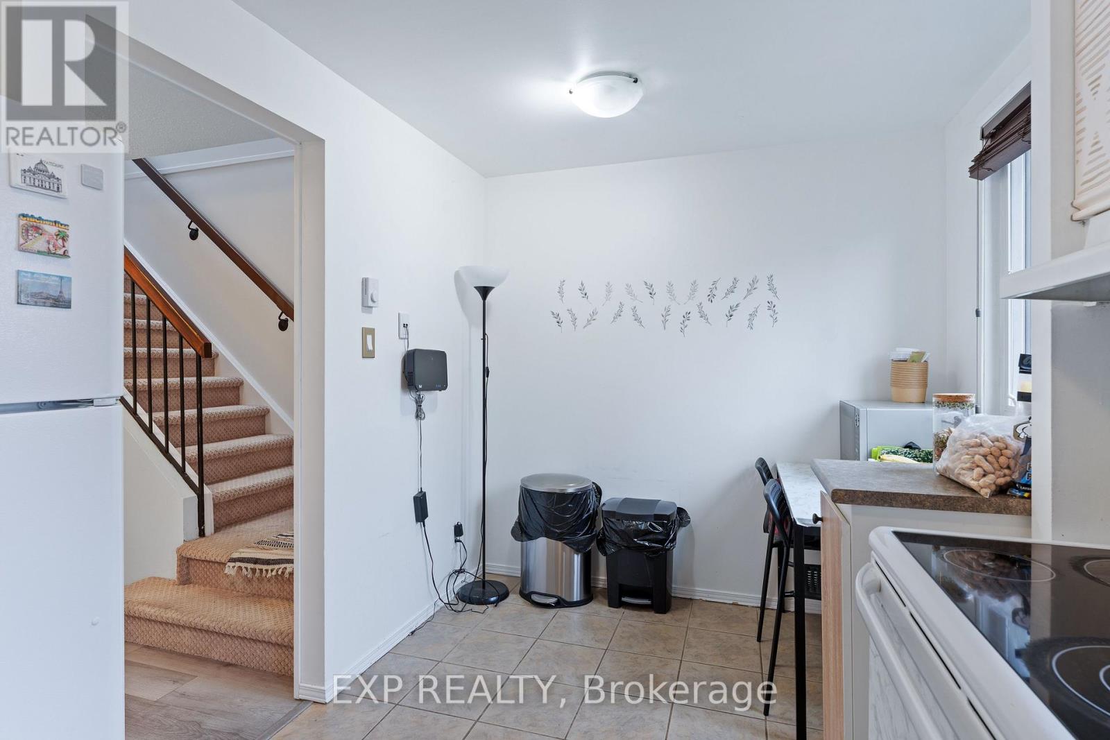2 Bed, 2 Bath House for Sale in Ottawa – B – 6702 JEANNE D’ARC BOULEVARD N, Ottawa – MLS# X13792902 - Image 12