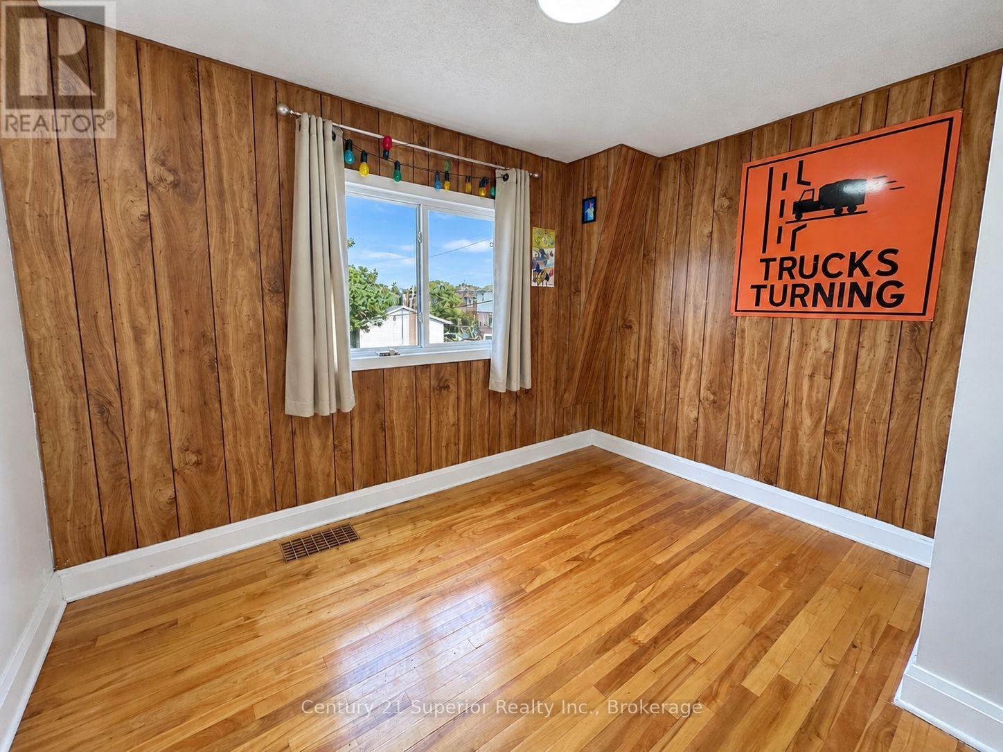7 ROUSE STREET - 31