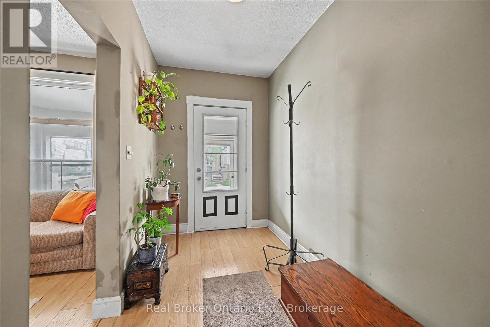 41 FRANCIS STREET - 6