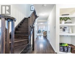 1239 Mulroney Heights, Milton, ON L9E1G1 Photo 12