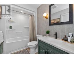 597 Lafontaine  Road W, Tiny, ON L9M0L7 Photo 33