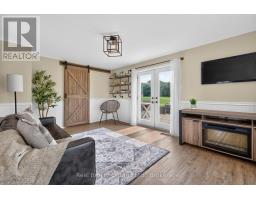 Family room - 597 Lafontaine  Road W, Tiny, ON L9M0L7 Photo 9