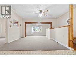 4pc Bathroom - 423 Lawrence Avenue, Kitchener, ON N2M1Y7 Photo 6