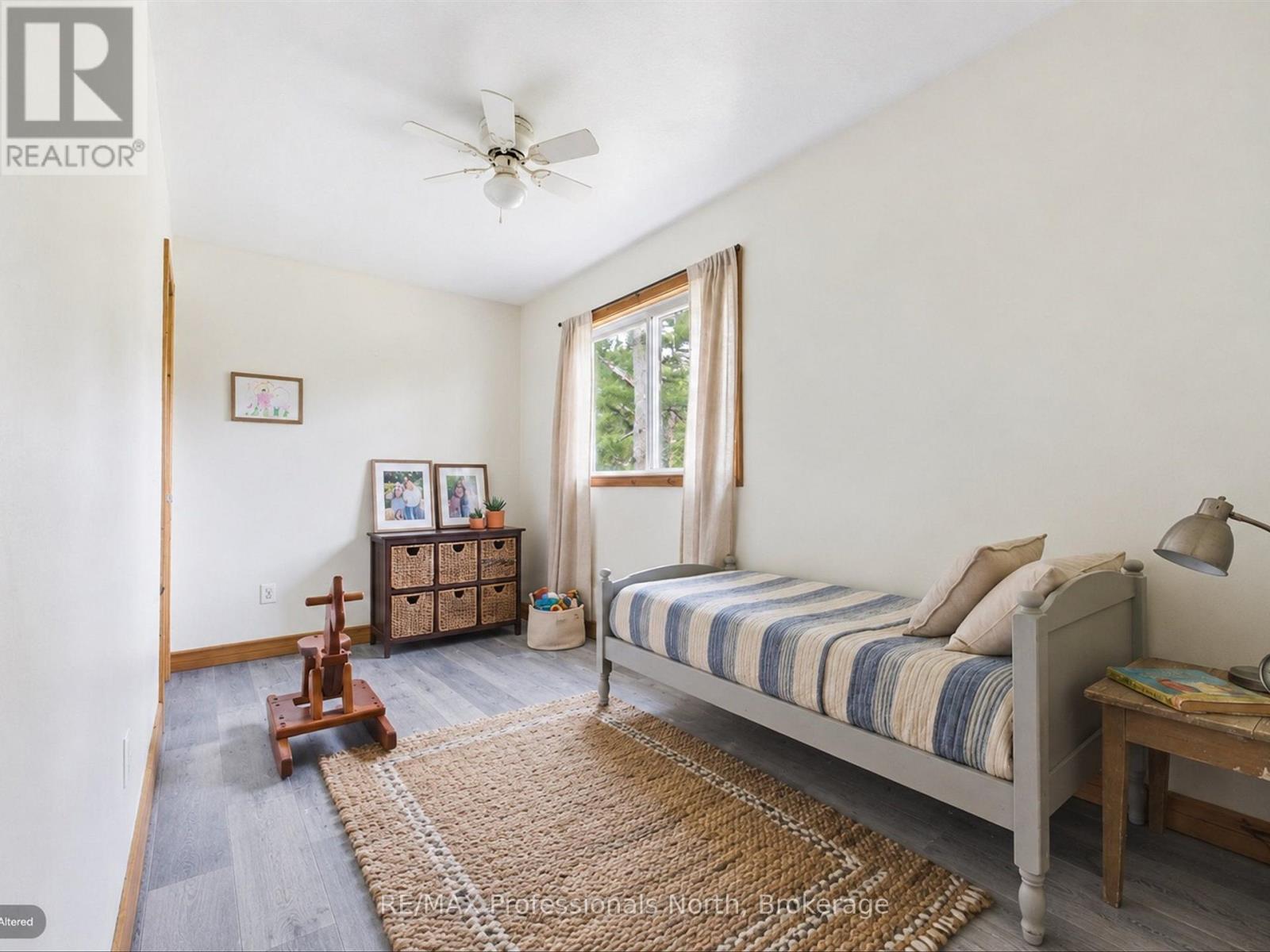 31 HUTCHESON BEACH ROAD E - 14