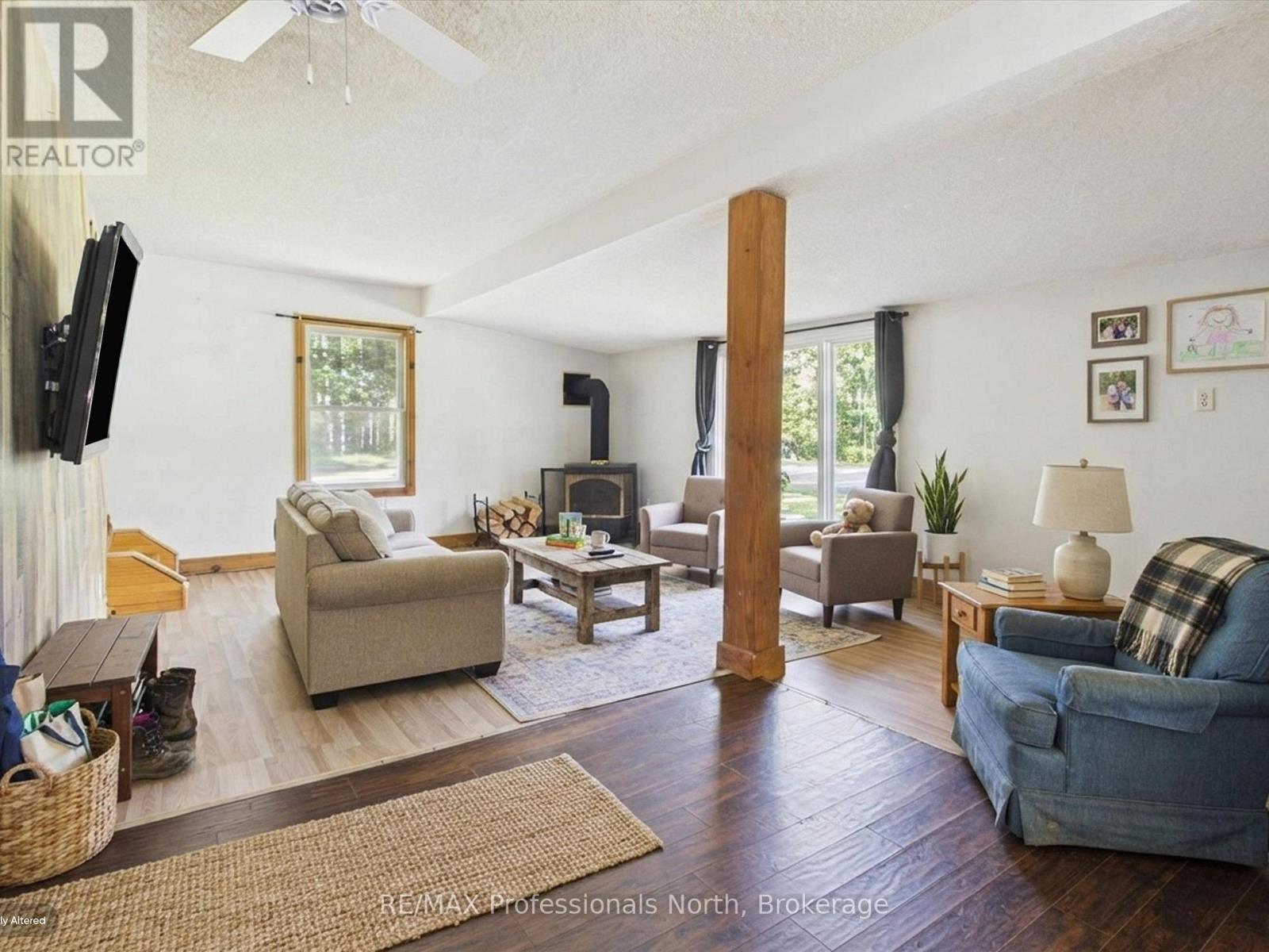31 HUTCHESON BEACH ROAD E - 4