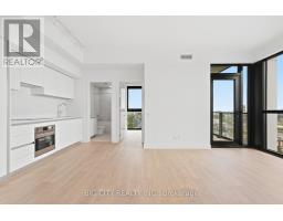 2010 - 25 Frederick Todd Way, Toronto, ON M4G0C9 Photo 9