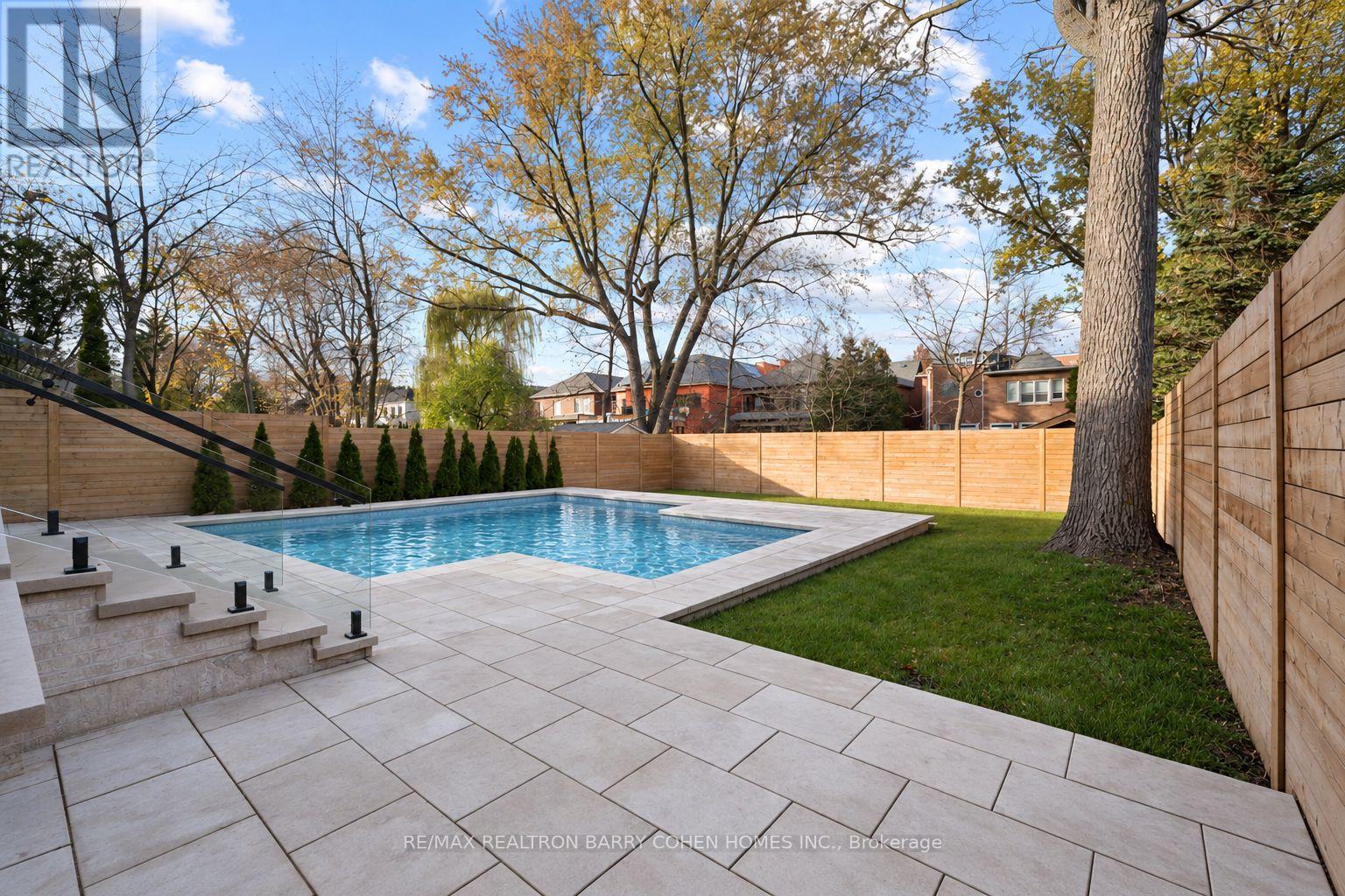 370 GLENGROVE AVENUE W - 49