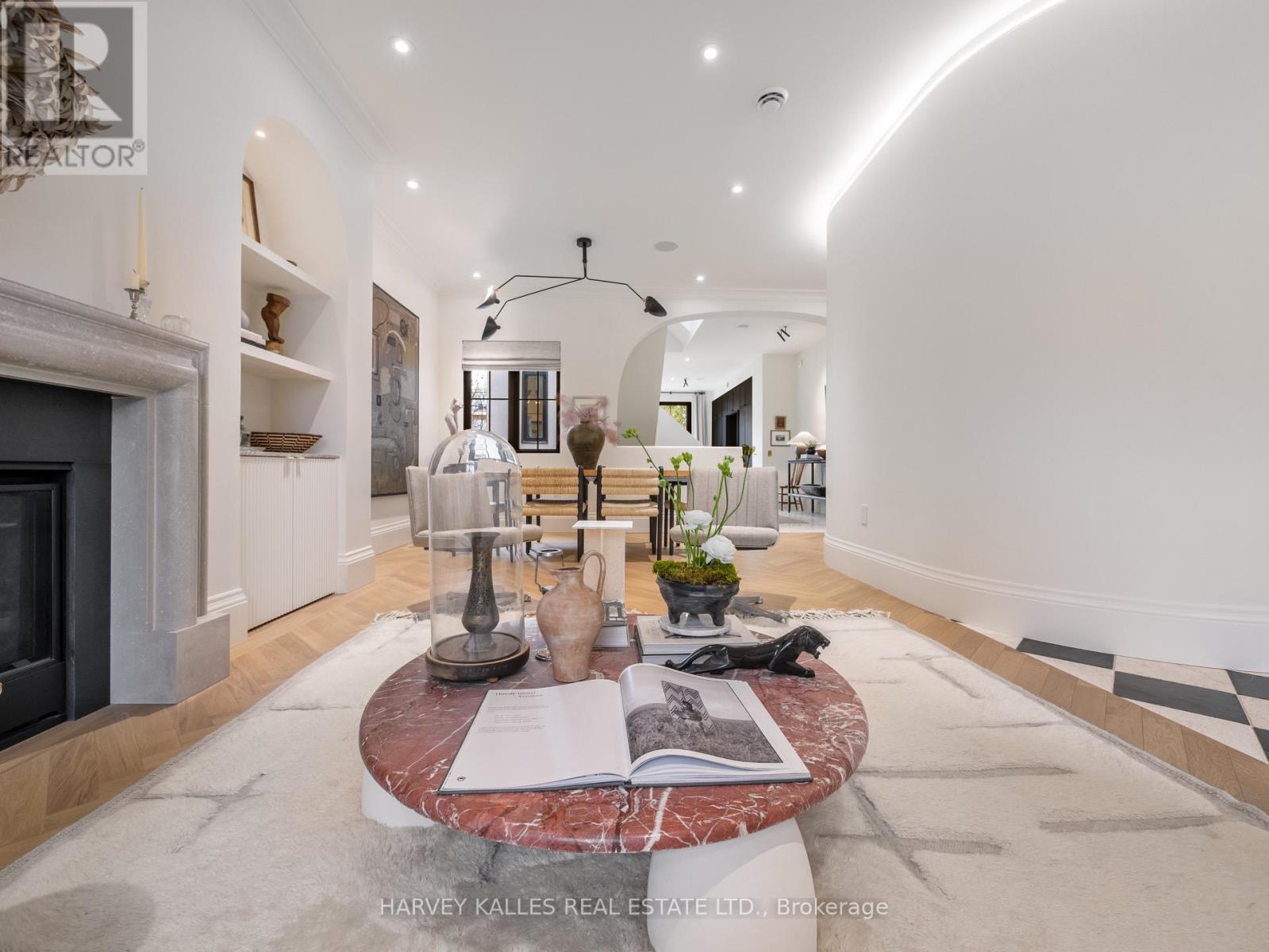 239 BORDEN STREET - 4