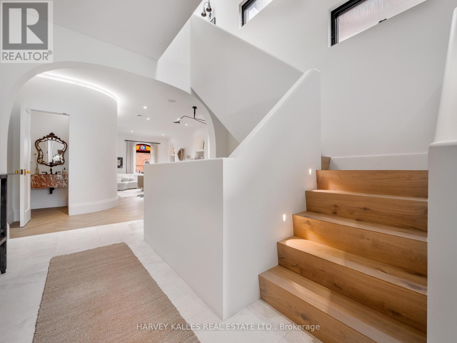 239 BORDEN STREET - 8
