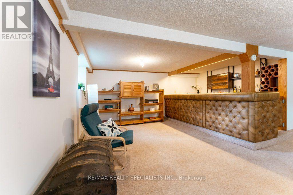 58 FRANKLIN AVENUE - 24