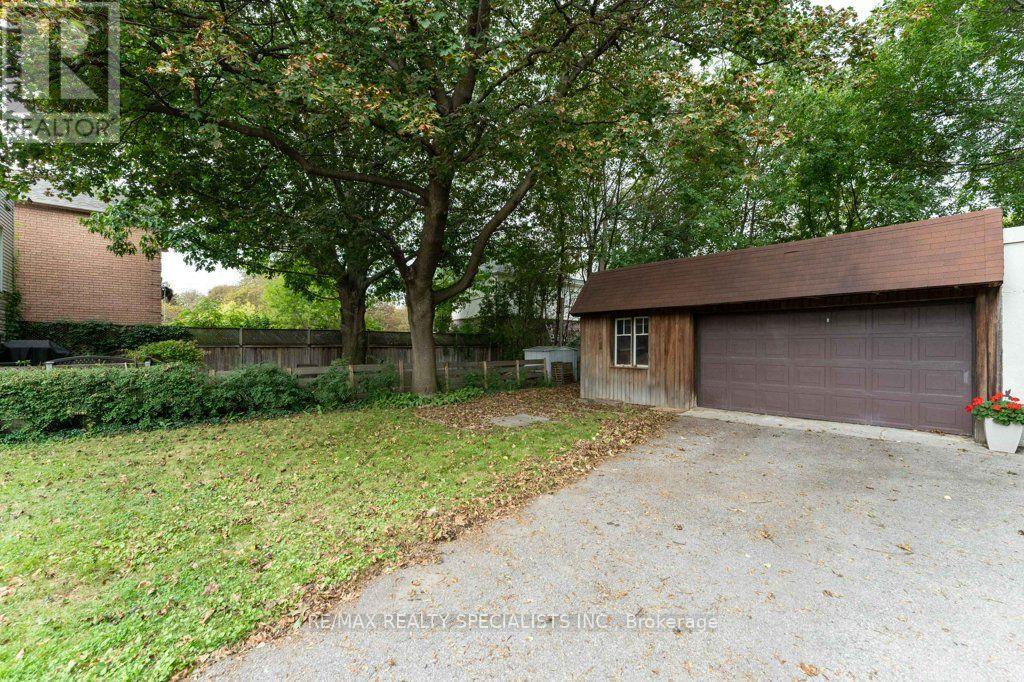 58 FRANKLIN AVENUE - 40