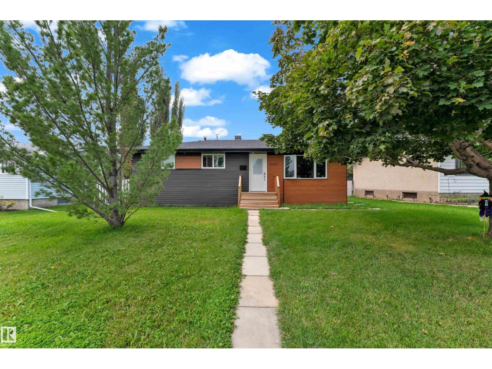 14216 58 ST NW, Edmonton, Alberta, T5A1N4