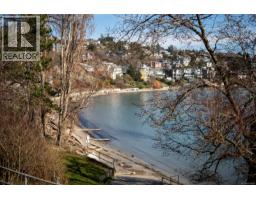 238 Richmond Ave, Victoria, BC V8S3X8 Photo 41