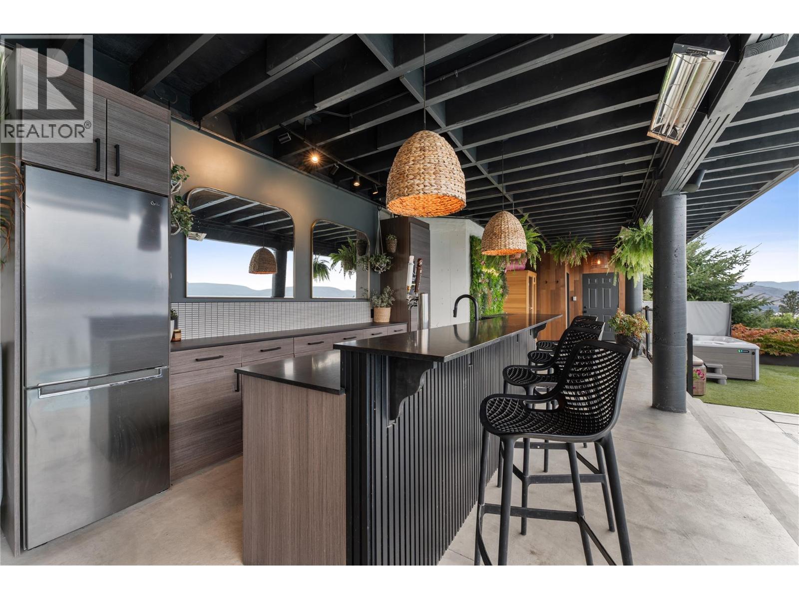  408 Okaview Road, Kelowna