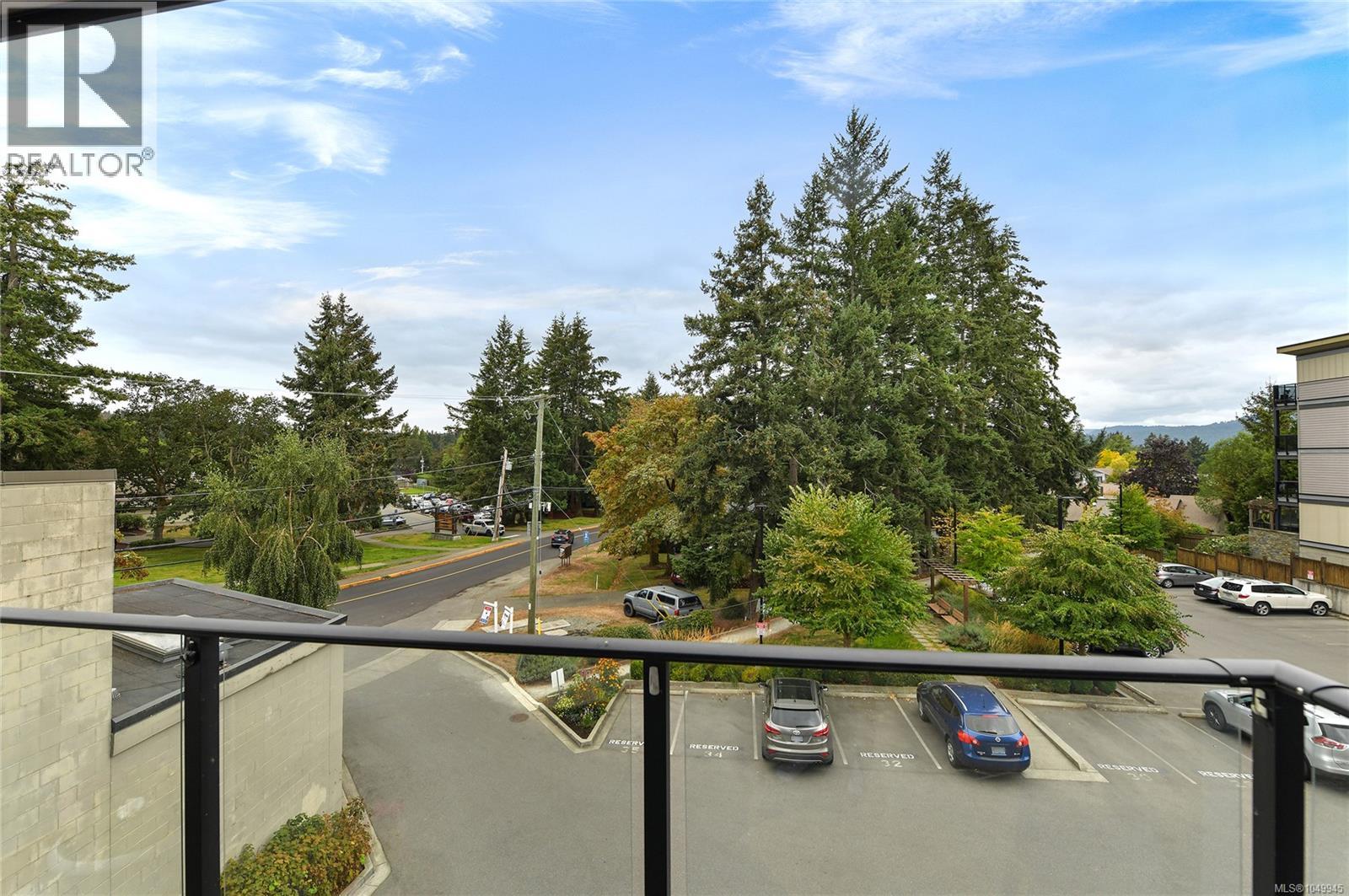 #302 7162 West Saanich Rd - 8