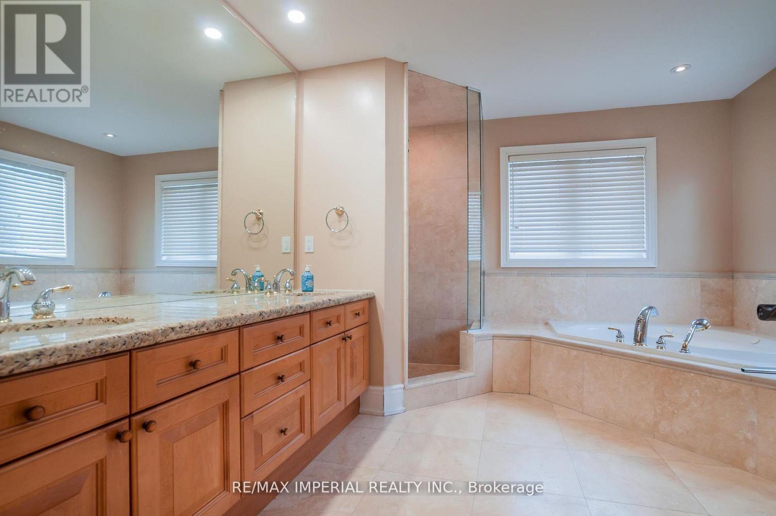 23A MACKAY DRIVE - 28