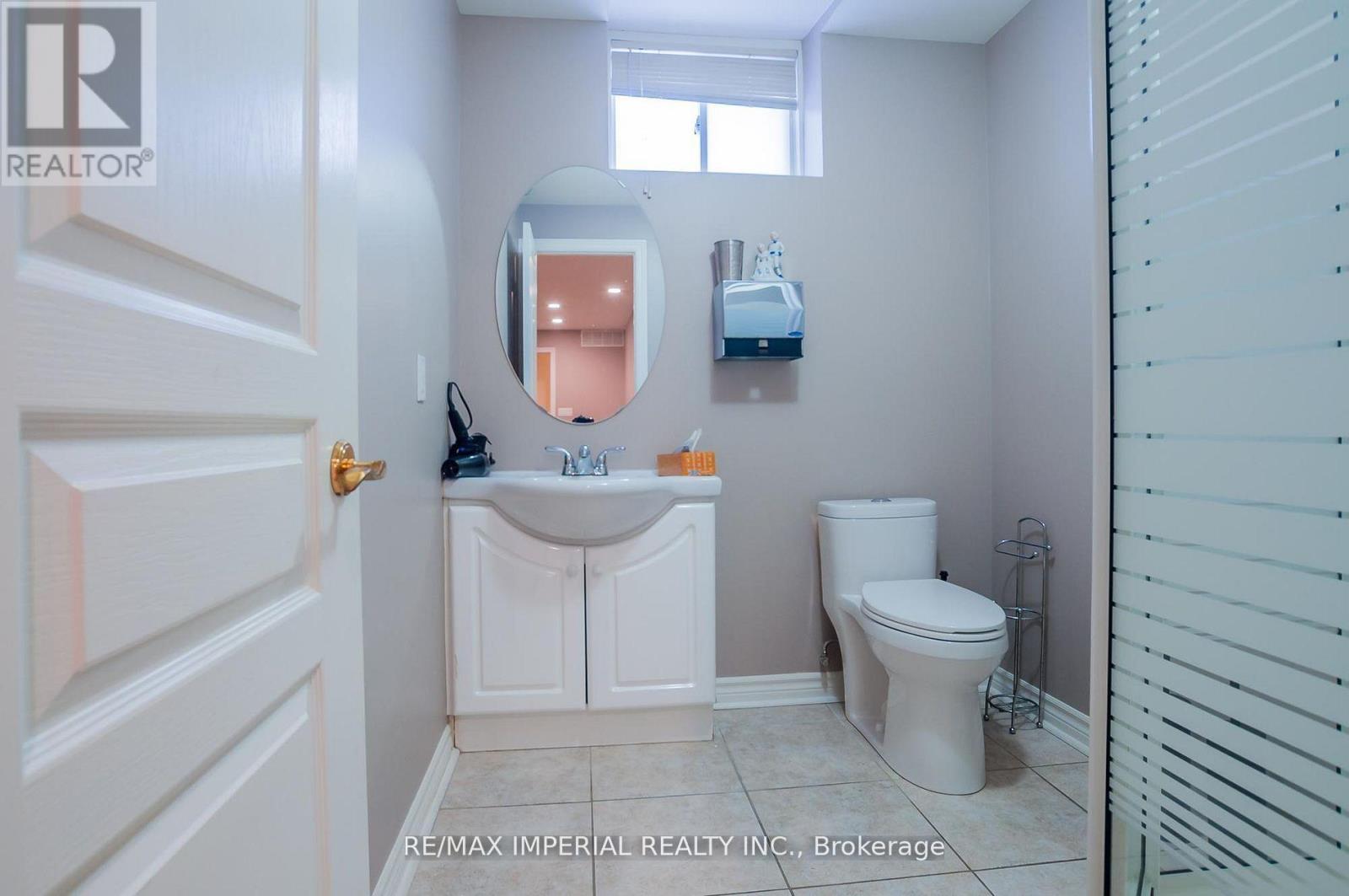 23A MACKAY DRIVE - 40