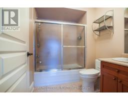 23a Mackay Drive, Richmond Hill, ON L4C6N9 Photo 30