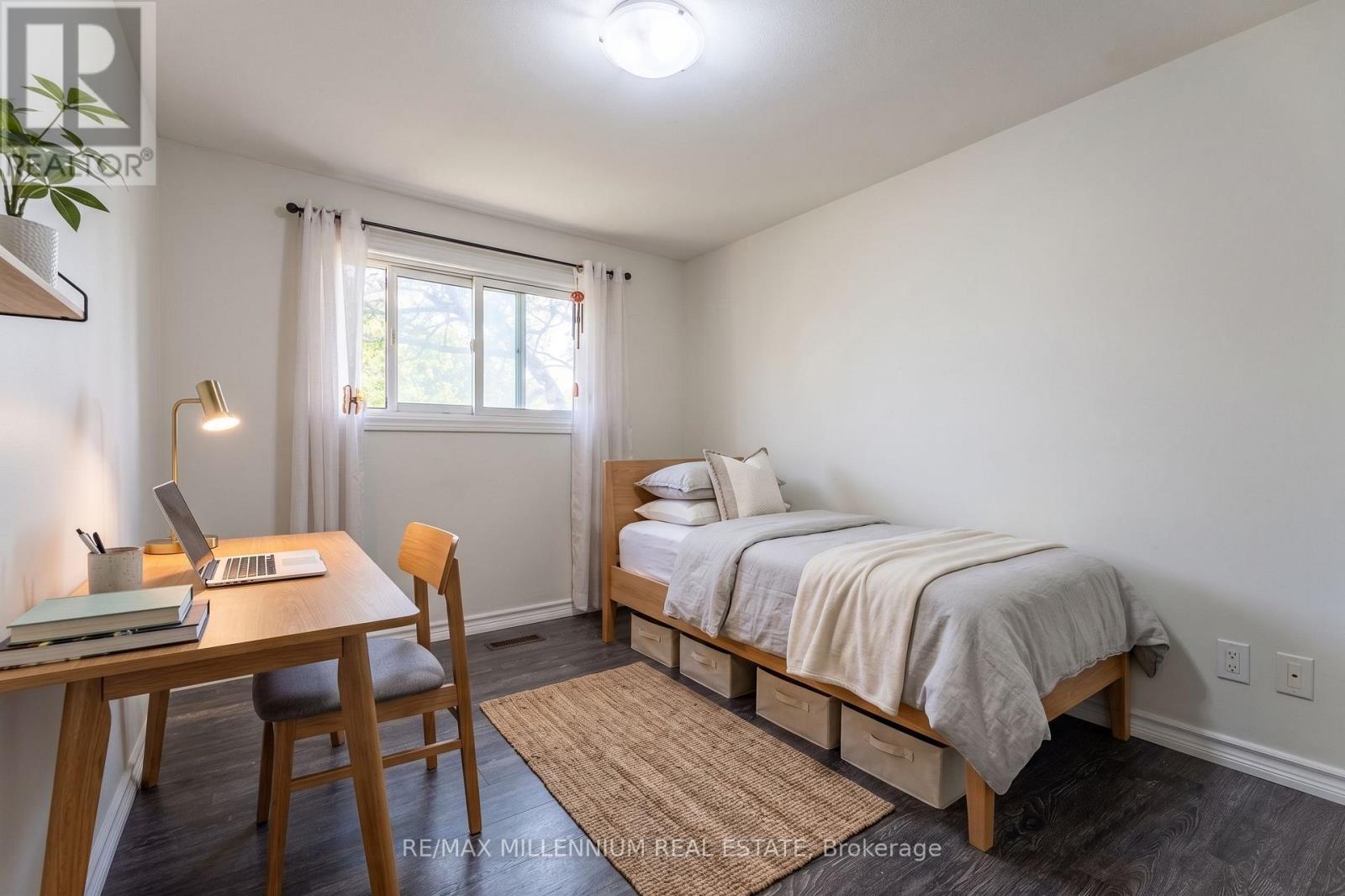 33B COLLEGE CRESCENT - Image 17