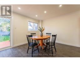33b College Crescent, Barrie, ON L4M2W4 Photo 11