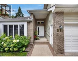 Bath (# pieces 1-6) - 815 Mitchell Street, Fredericton, NB E3B6E8 Photo 11