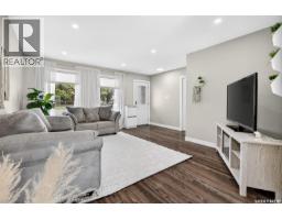 4pc Bathroom - 1515 Caribou Street W, Moose Jaw, SK S6H7N5 Photo 7