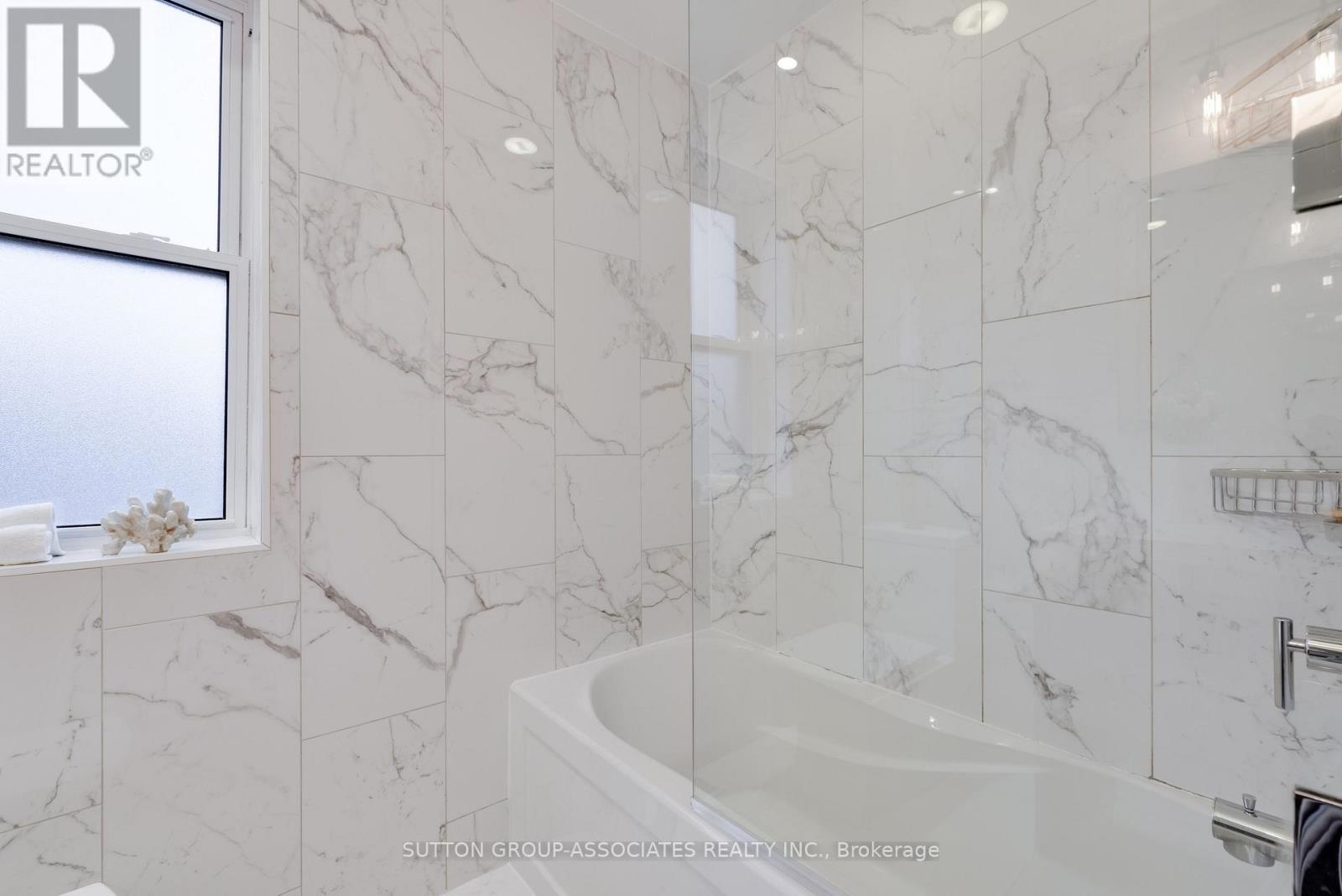71 KERSDALE AVENUE - 25