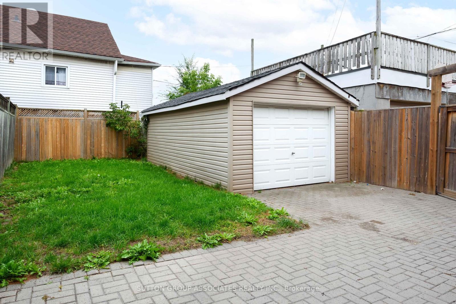 71 KERSDALE AVENUE - 38