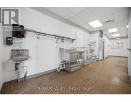 Corner - 230 Lakeshore Road E, Mississauga, ON L5G1G7 Photo 26
