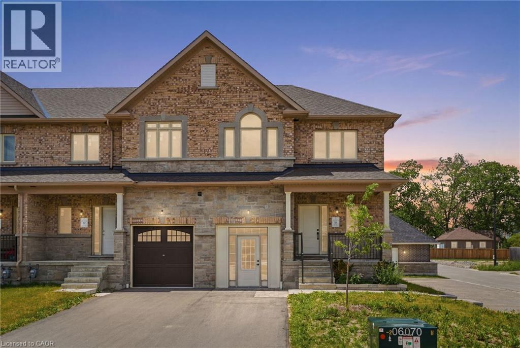27 RAINEY Drive, East Luther