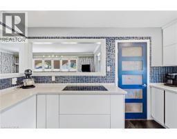 Eat in kitchen - 330 East 18th Street, Hamilton, ON L9A4P8 Photo 12