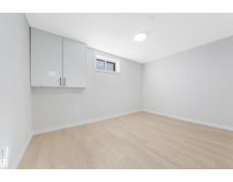 1768 48a St Nw, Edmonton, AB T6L2Y1 Photo 44