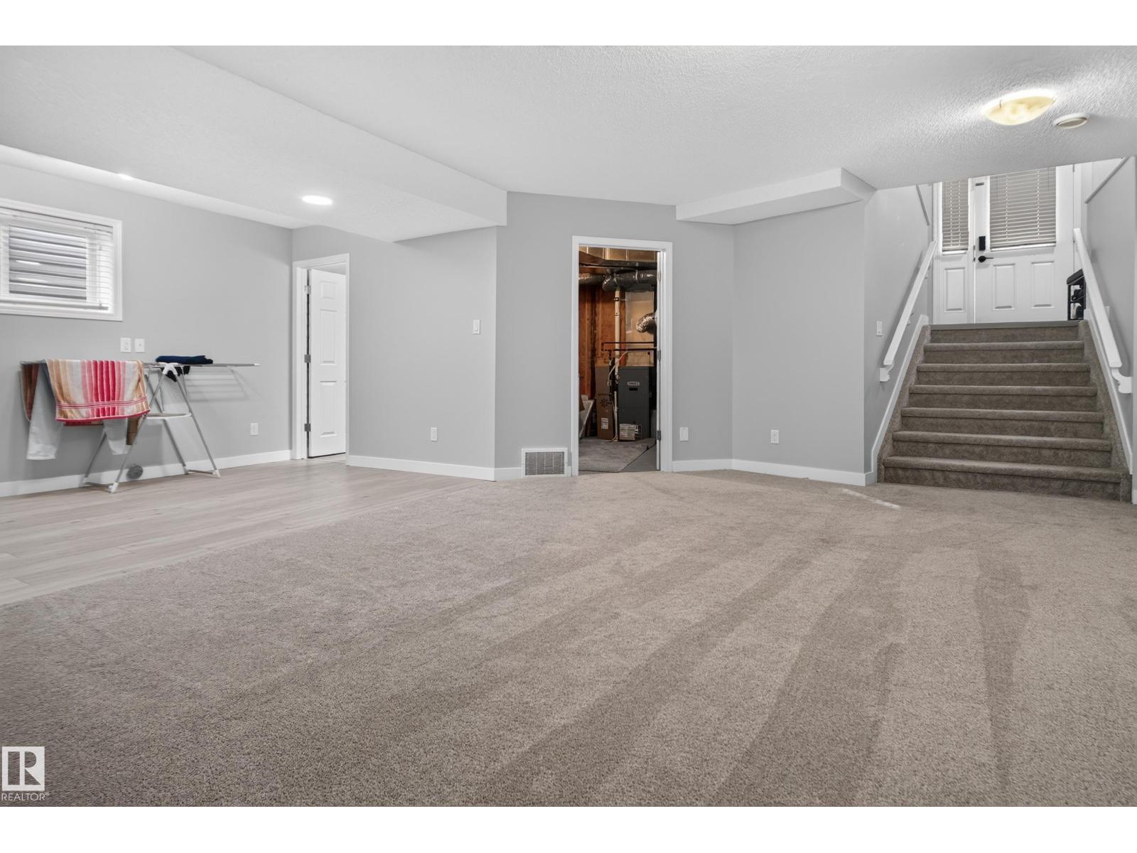 3746 12 Street NW - 25