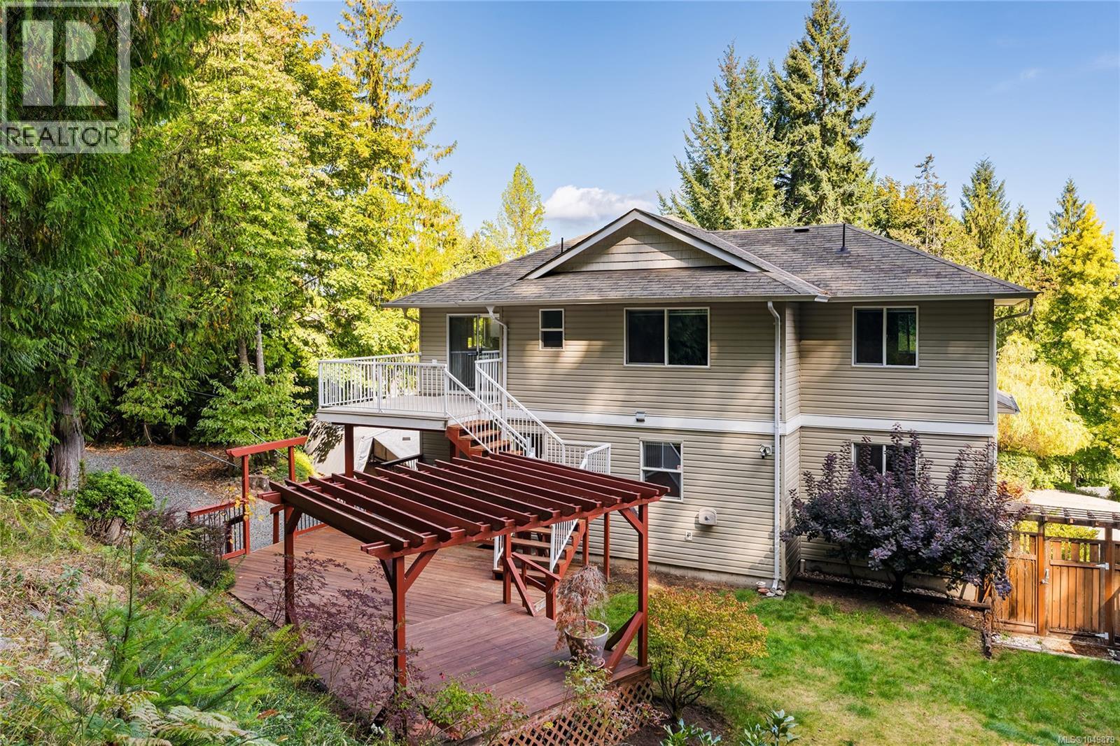 452 Thetis Dr - 3