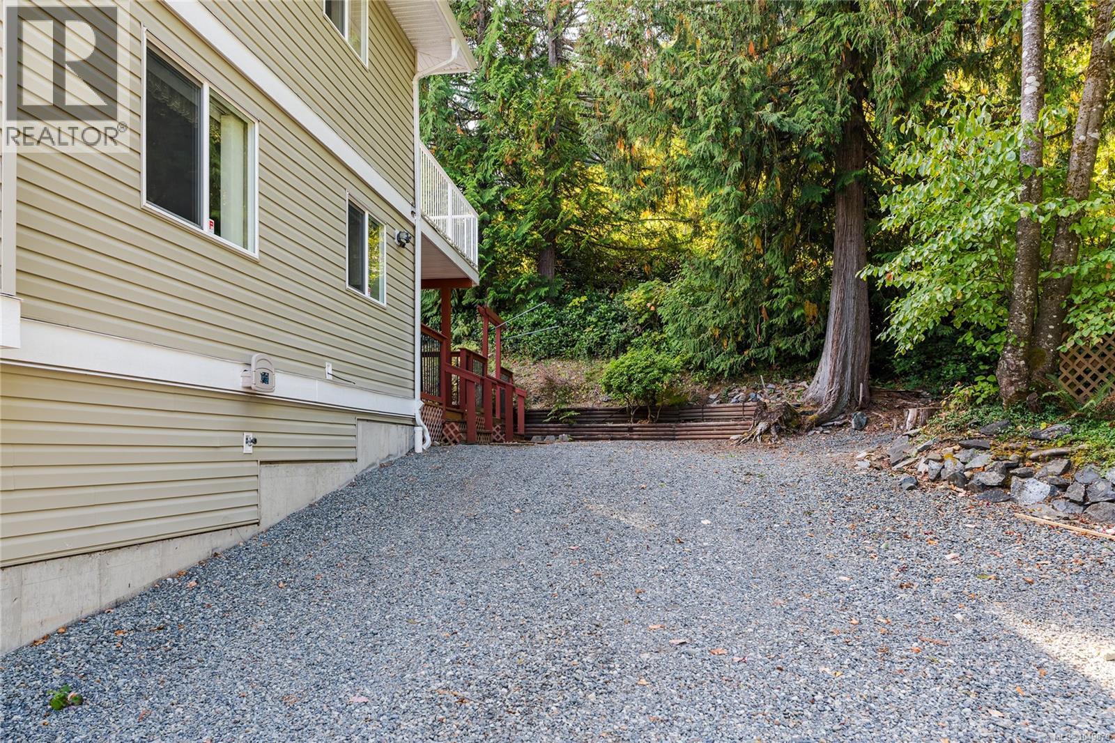 452 Thetis Dr - Image 73