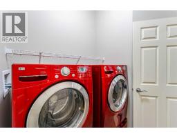 4pc Bathroom - 595 Everbrook Way Sw, Calgary, AB T2Y0E7 Photo 14
