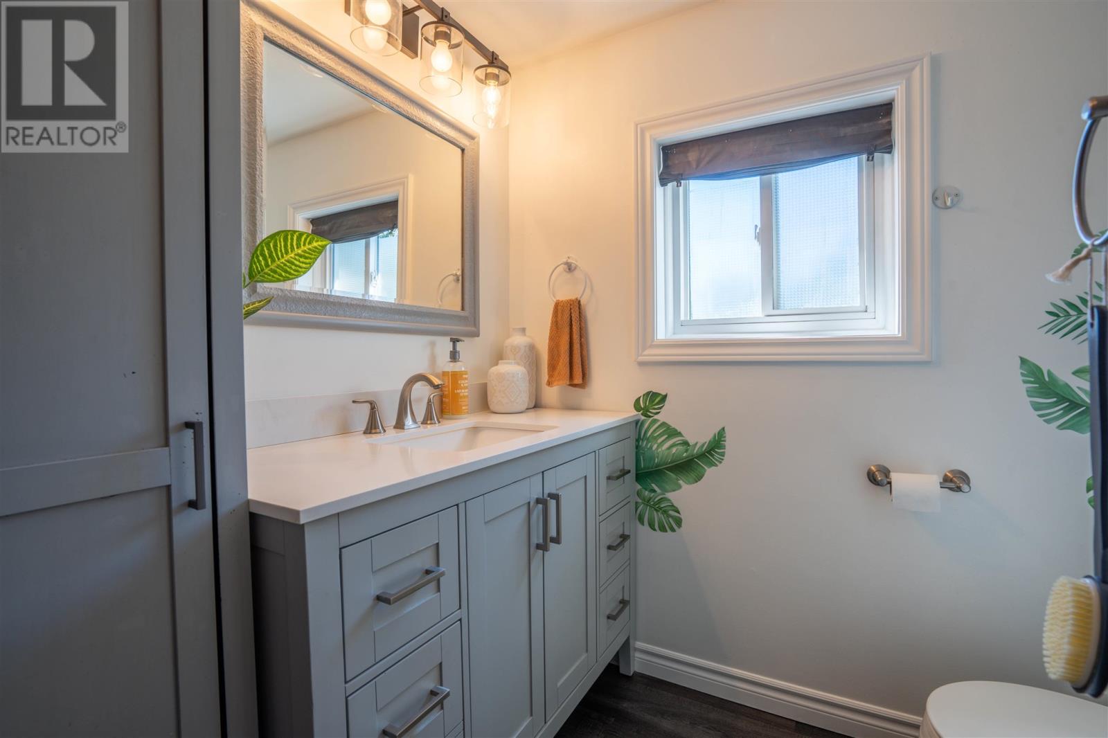 307 Beverley ST - 20