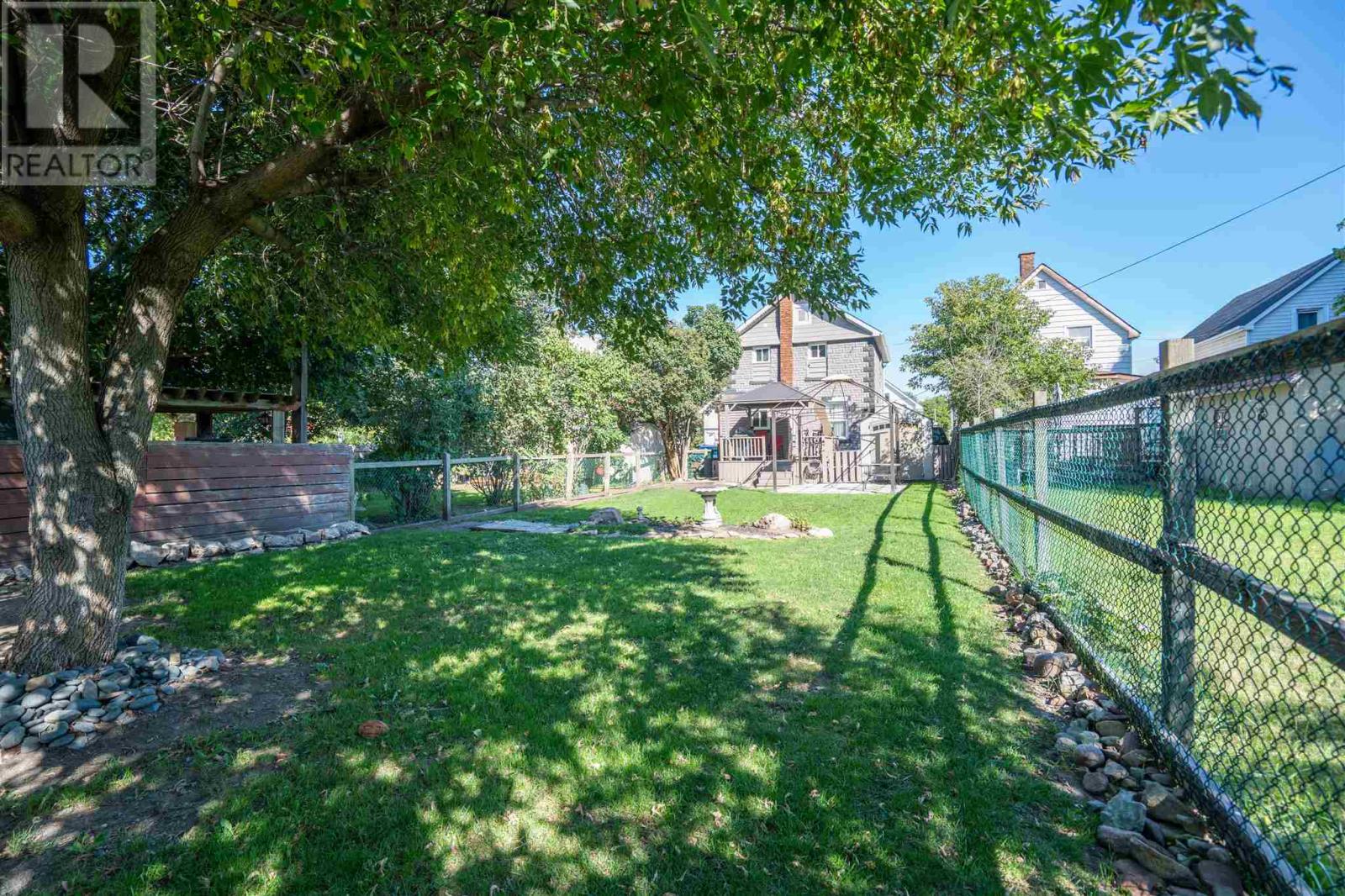 307 Beverley ST - Image 8