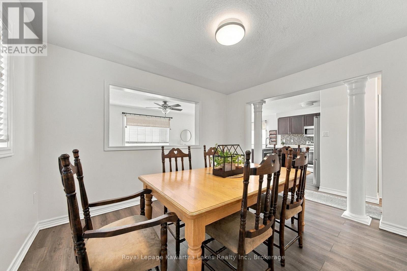 12 LUCAS CRESCENT - Image 21