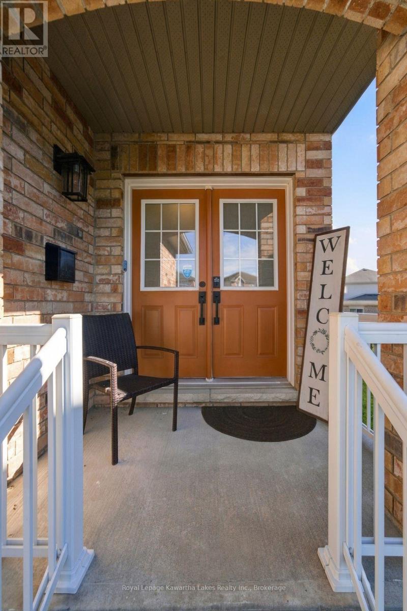 12 LUCAS CRESCENT - Image 8
